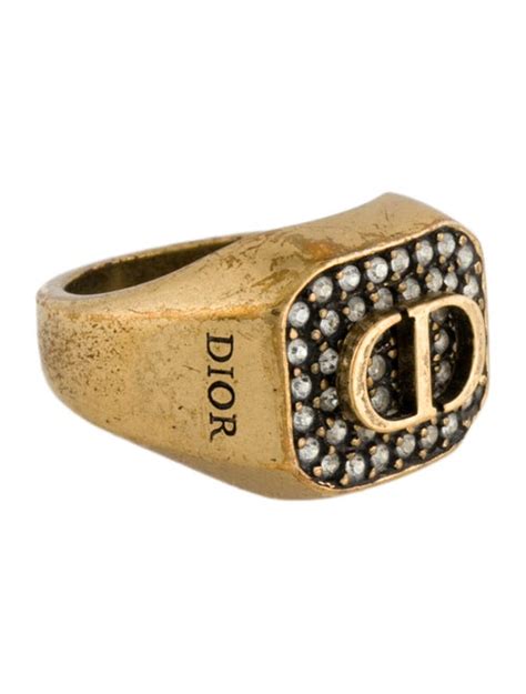 dior montaigne ring|dior montaigne clutch.